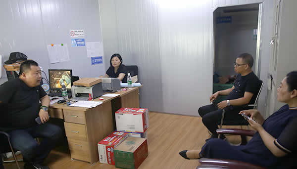 1564472450689.jpg 公司动态=情牵一线项目组,高温时节送清凉02.jpg