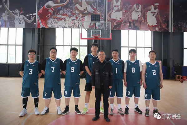 1651913599543.jpg 新闻=传承五四青年精神,展现创盛青春风采01.jpg
