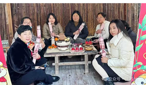 1741591443741.jpg 新闻=匠心卓艺 与“泥”相遇——江苏创盛开展庆三八陶艺制作活动-04.jpg